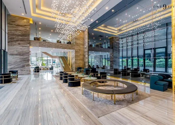 Near Fortune Town With Pool, Gym 5m To Mrt * Banguecoque